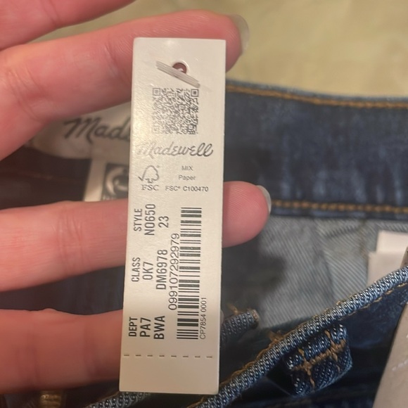 Classic Blue Women's Jeans - Picture 11 of 11